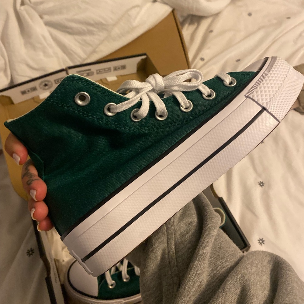 Brand new in the box Forrest green platform converse
